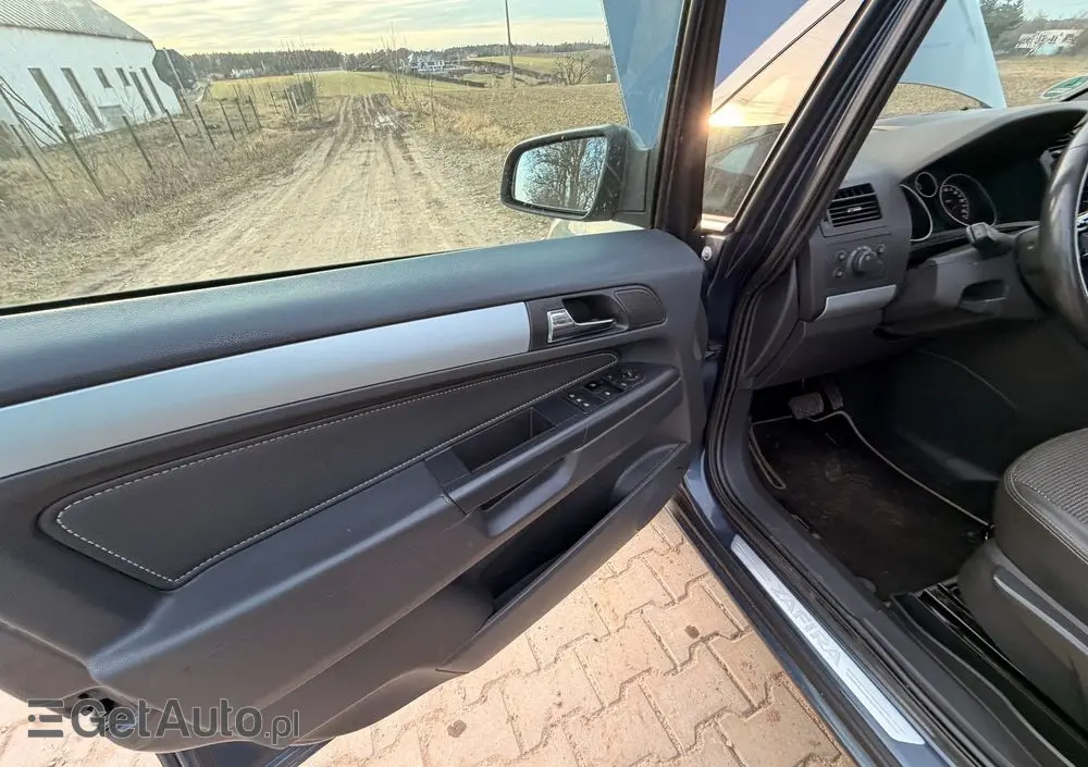 OPEL Zafira 1.9 CDTI Cosmo ActiveSelect