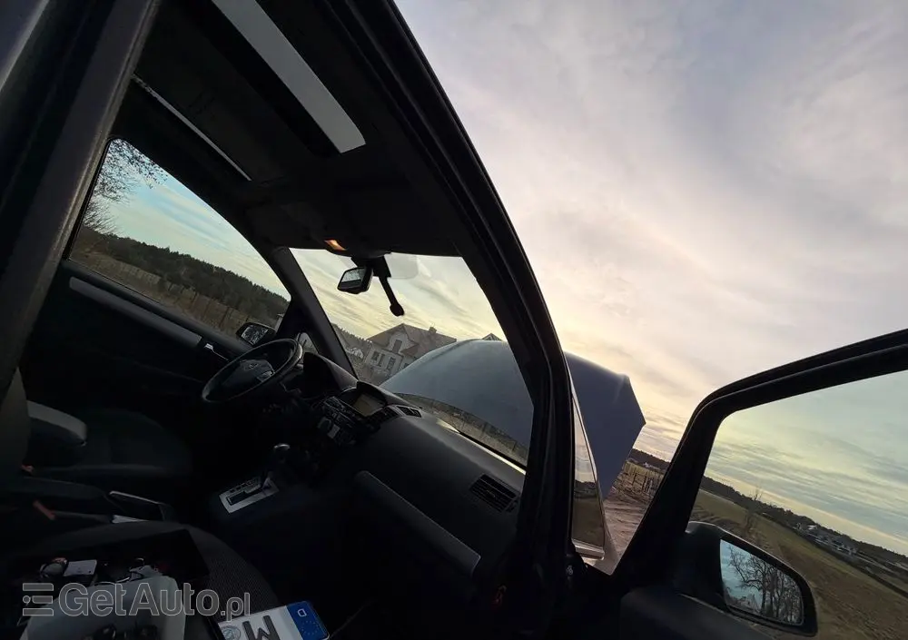 OPEL Zafira 1.9 CDTI Cosmo ActiveSelect