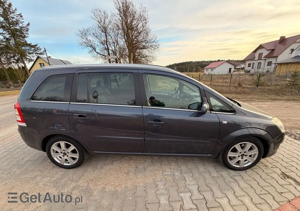 OPEL Zafira 1.9 CDTI Cosmo ActiveSelect