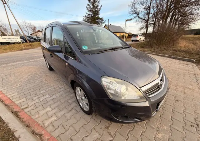 OPEL Zafira 1.9 CDTI Cosmo ActiveSelect