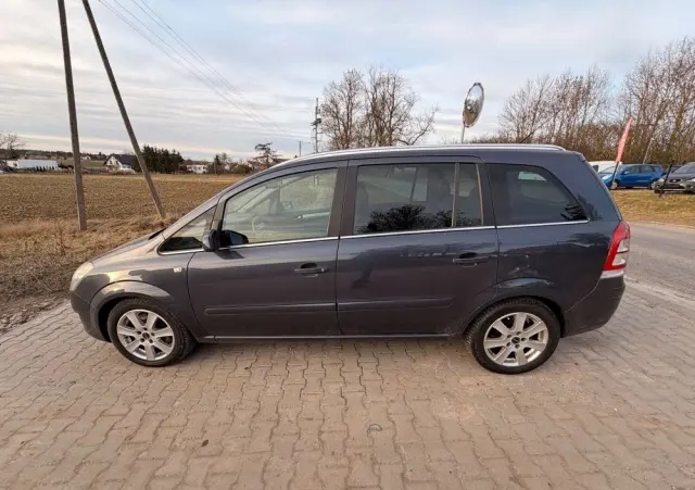 OPEL Zafira 1.9 CDTI Cosmo ActiveSelect
