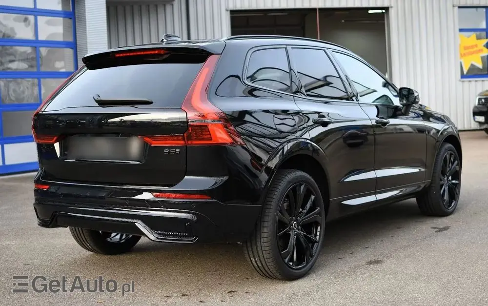 VOLVO XC 60 B5 B AWD Plus Black Edition