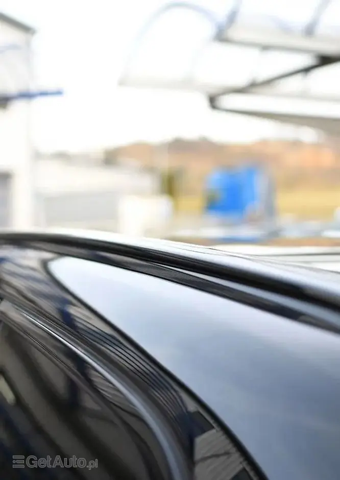 VOLVO XC 60 B5 B AWD Plus Black Edition