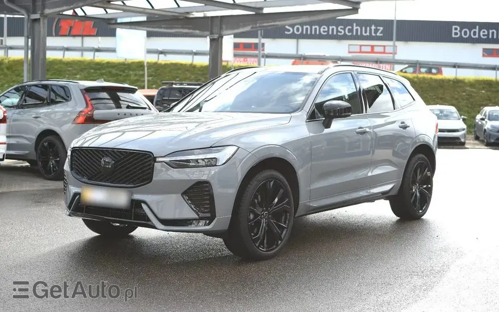 VOLVO XC 60 B5 B AWD Plus Black Edition