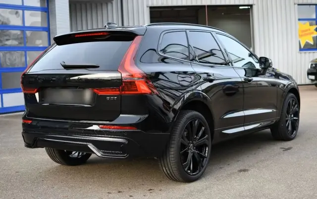 VOLVO XC 60 B5 B AWD Plus Black Edition