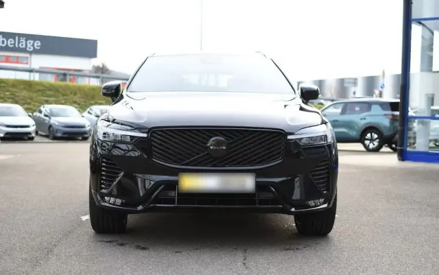 VOLVO XC 60 B5 B AWD Plus Black Edition