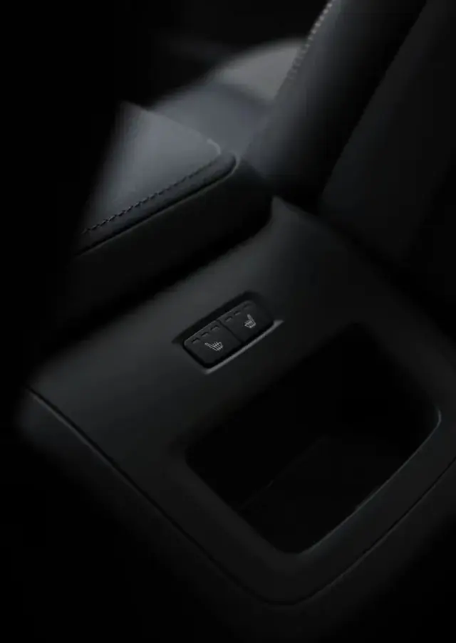 VOLVO XC 60 B5 B AWD Plus Black Edition