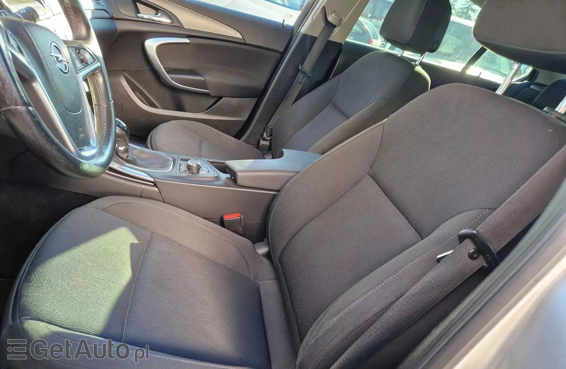 OPEL Insignia 1.8i (140 KM)