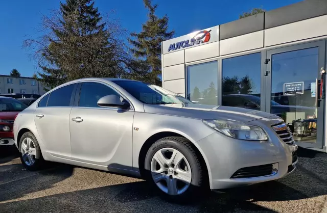 OPEL Insignia 1.8i (140 KM)