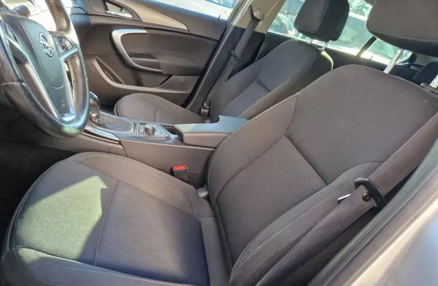 OPEL Insignia 1.8i (140 KM)