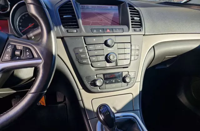 OPEL Insignia 1.8i (140 KM)