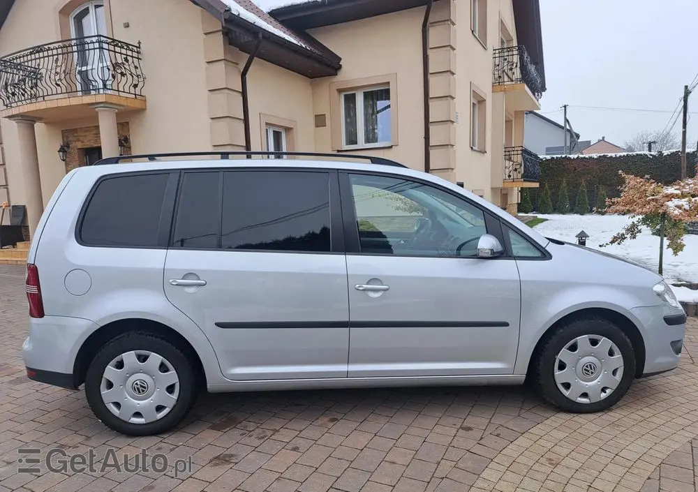 VOLKSWAGEN Touran 1.4 TSI DSG Comfortline