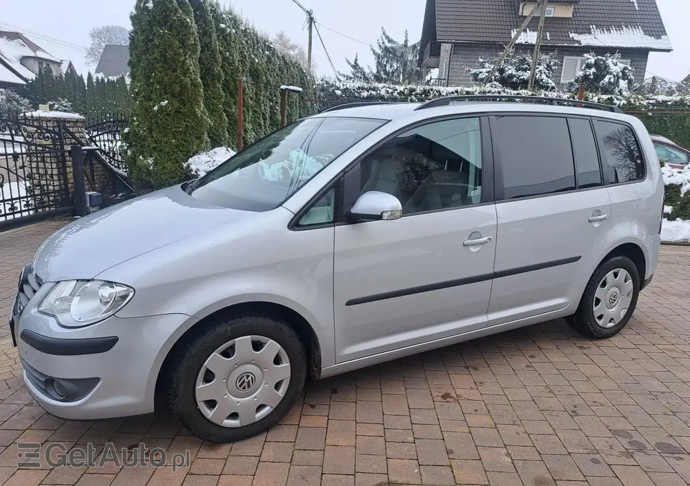 VOLKSWAGEN Touran 1.4 TSI DSG Comfortline