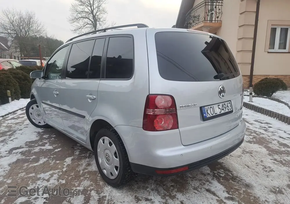 VOLKSWAGEN Touran 1.4 TSI DSG Comfortline