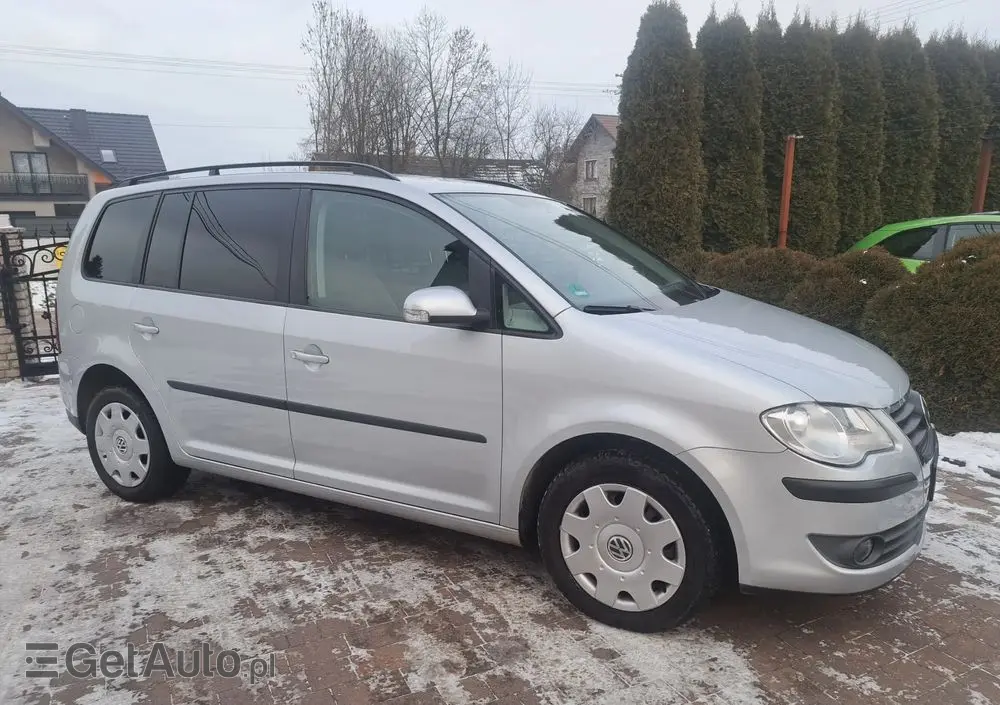 VOLKSWAGEN Touran 1.4 TSI DSG Comfortline