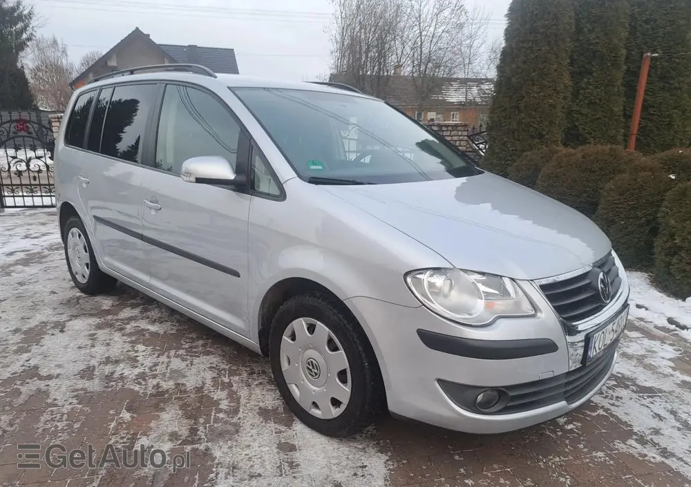 VOLKSWAGEN Touran 1.4 TSI DSG Comfortline