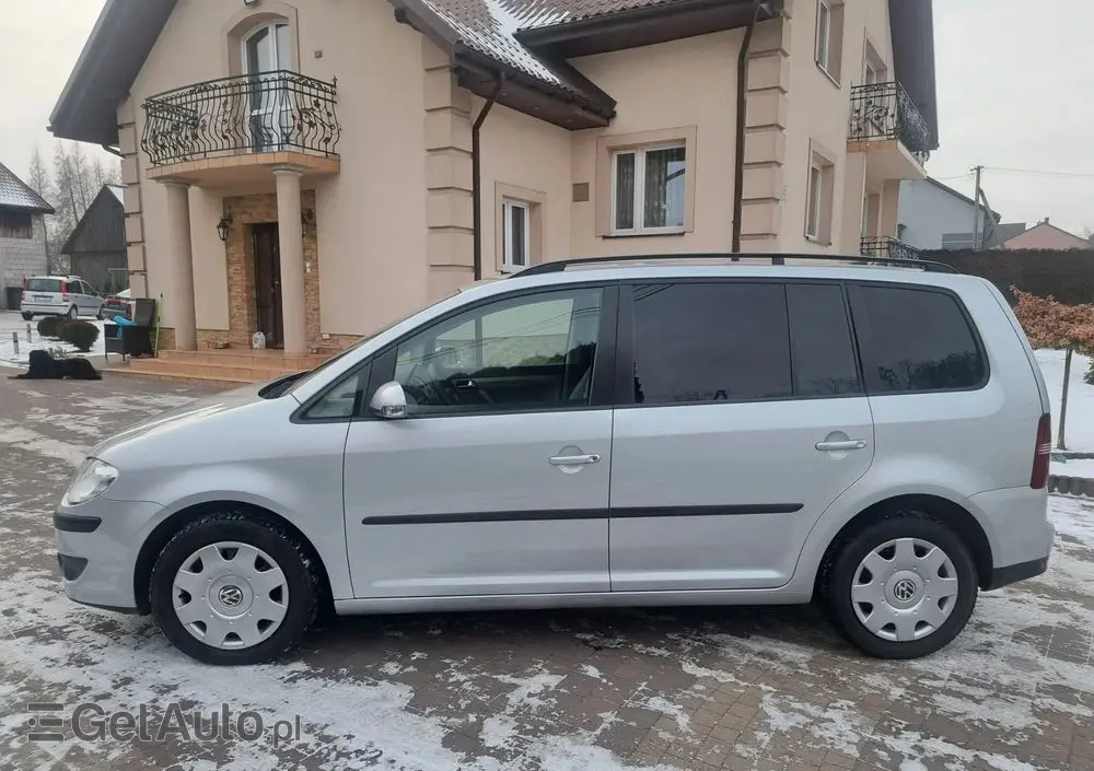 VOLKSWAGEN Touran 1.4 TSI DSG Comfortline