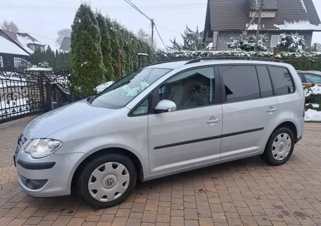 VOLKSWAGEN Touran 1.4 TSI DSG Comfortline