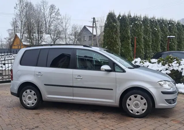 VOLKSWAGEN Touran 1.4 TSI DSG Comfortline