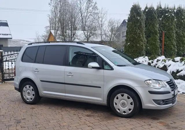 VOLKSWAGEN Touran 1.4 TSI DSG Comfortline