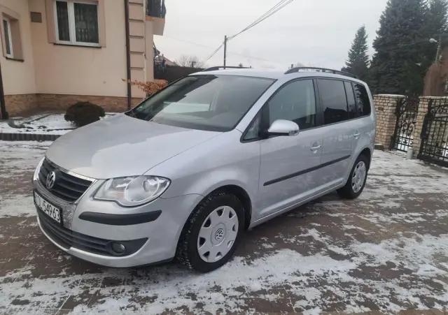 VOLKSWAGEN Touran 1.4 TSI DSG Comfortline