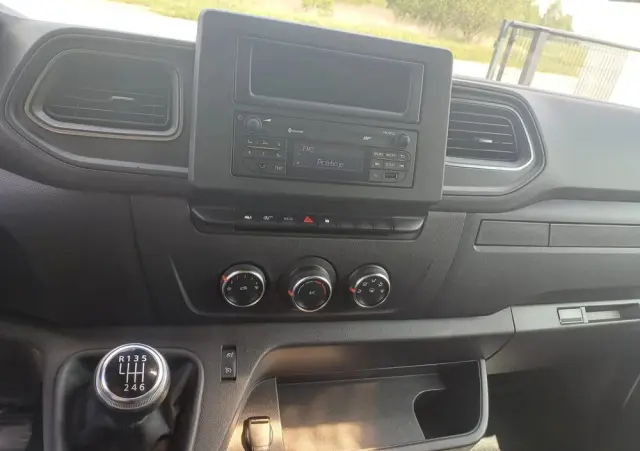 RENAULT Master 2.3dci 168KM 10palet 2022rok 