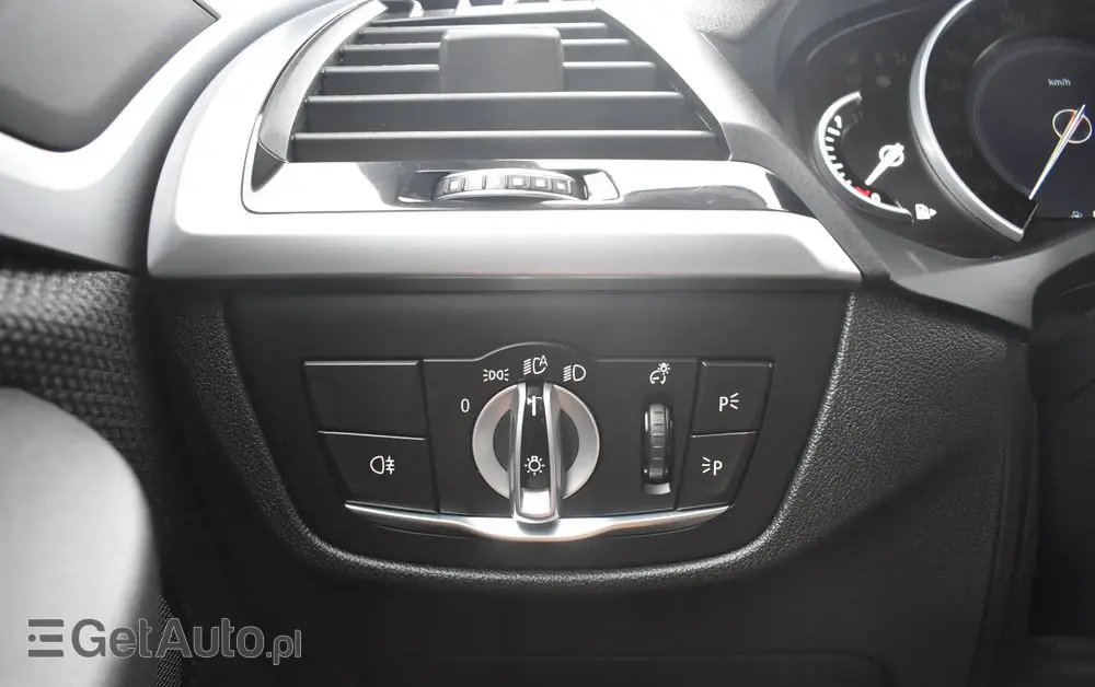 BMW X4 XDrive20i GPF Advantage sport