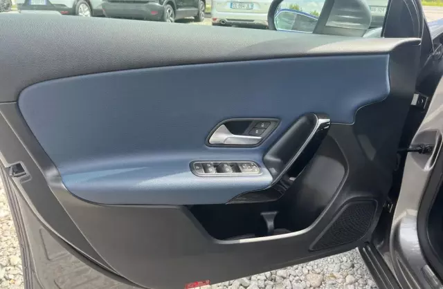 MERCEDES-BENZ Klasa A 