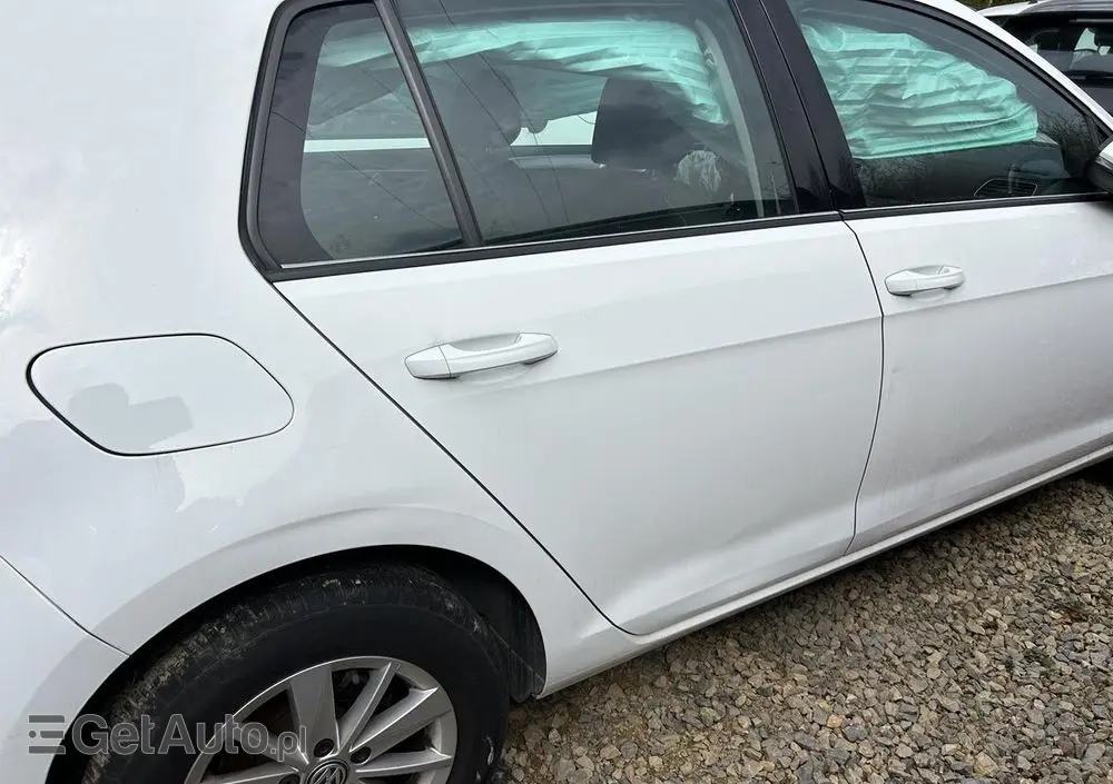 VOLKSWAGEN Golf 1.6 TDI (BlueMotion Technology) Trendline