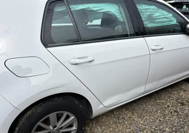 VOLKSWAGEN Golf 1.6 TDI (BlueMotion Technology) Trendline