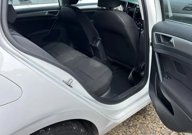 VOLKSWAGEN Golf 1.6 TDI (BlueMotion Technology) Trendline