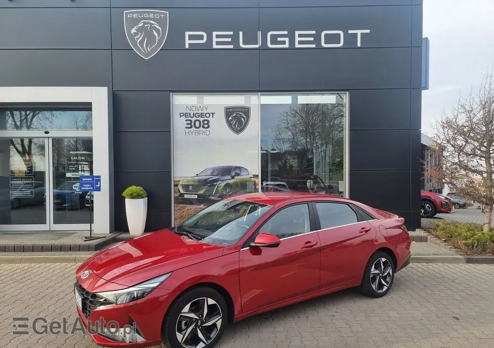 HYUNDAI Elantra 1.6 Smart