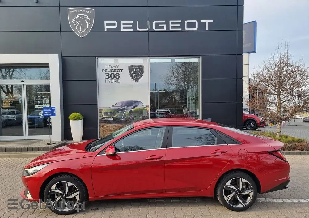 HYUNDAI Elantra 1.6 Smart