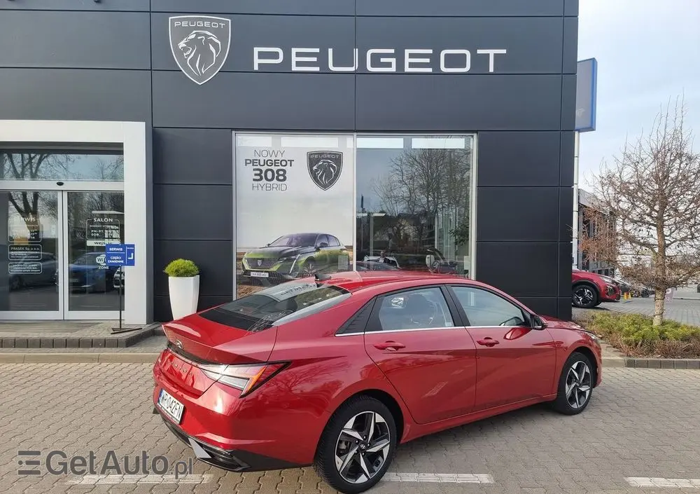 HYUNDAI Elantra 1.6 Smart