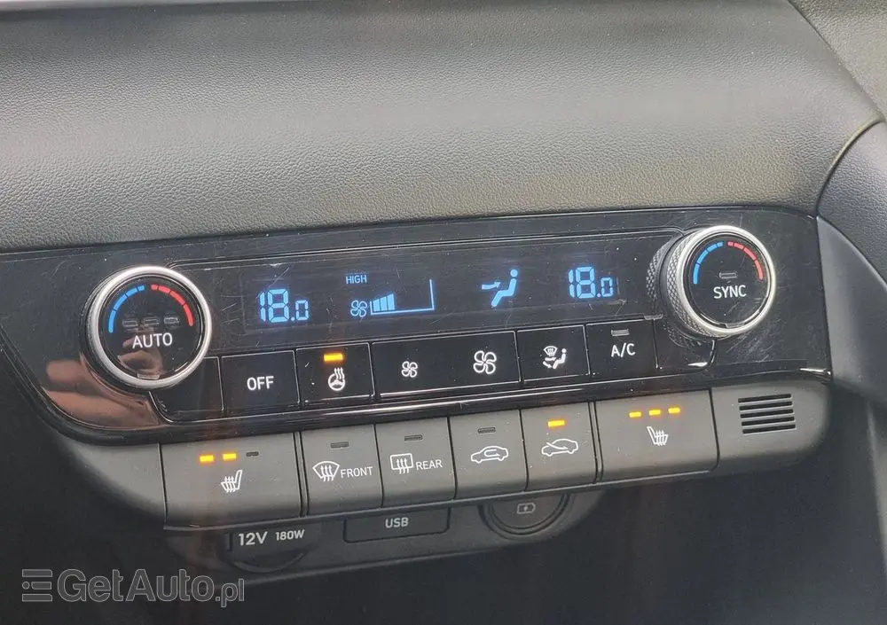 HYUNDAI Elantra 1.6 Smart