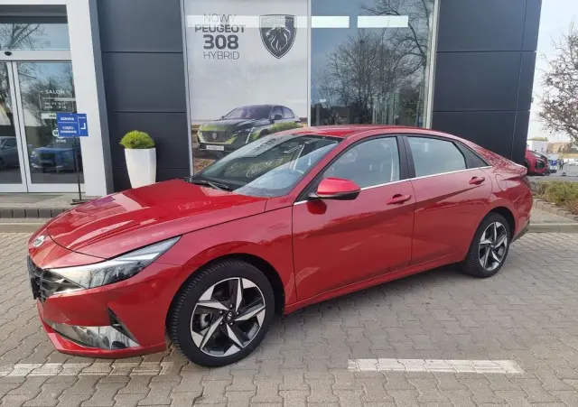 HYUNDAI Elantra 1.6 Smart