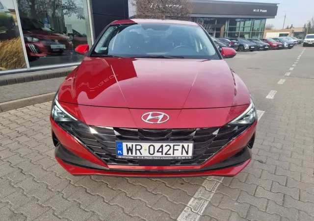 HYUNDAI Elantra 1.6 Smart