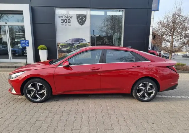 HYUNDAI Elantra 1.6 Smart