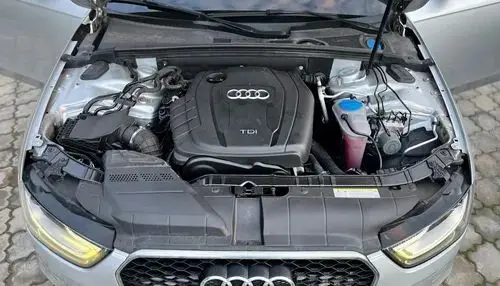 AUDI A4 
