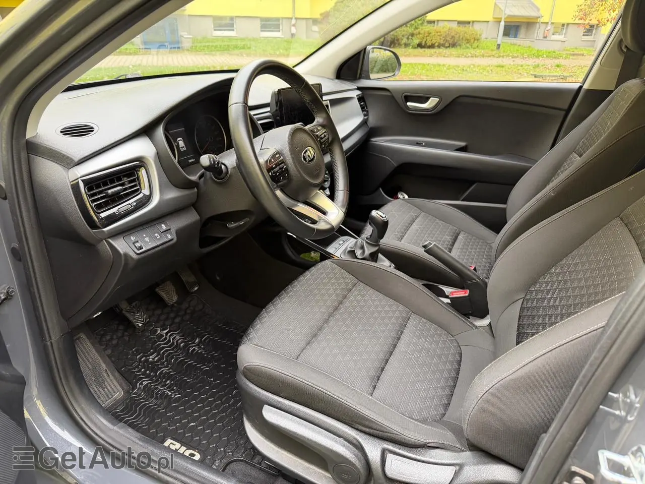 KIA Rio L Aut.