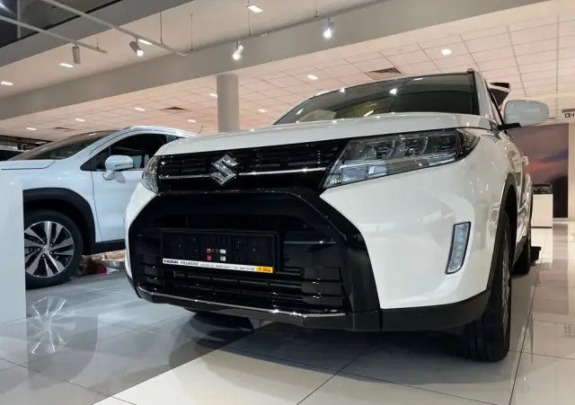 SUZUKI Vitara 1.4 Boosterjet mHEV Premium Plus 2WD