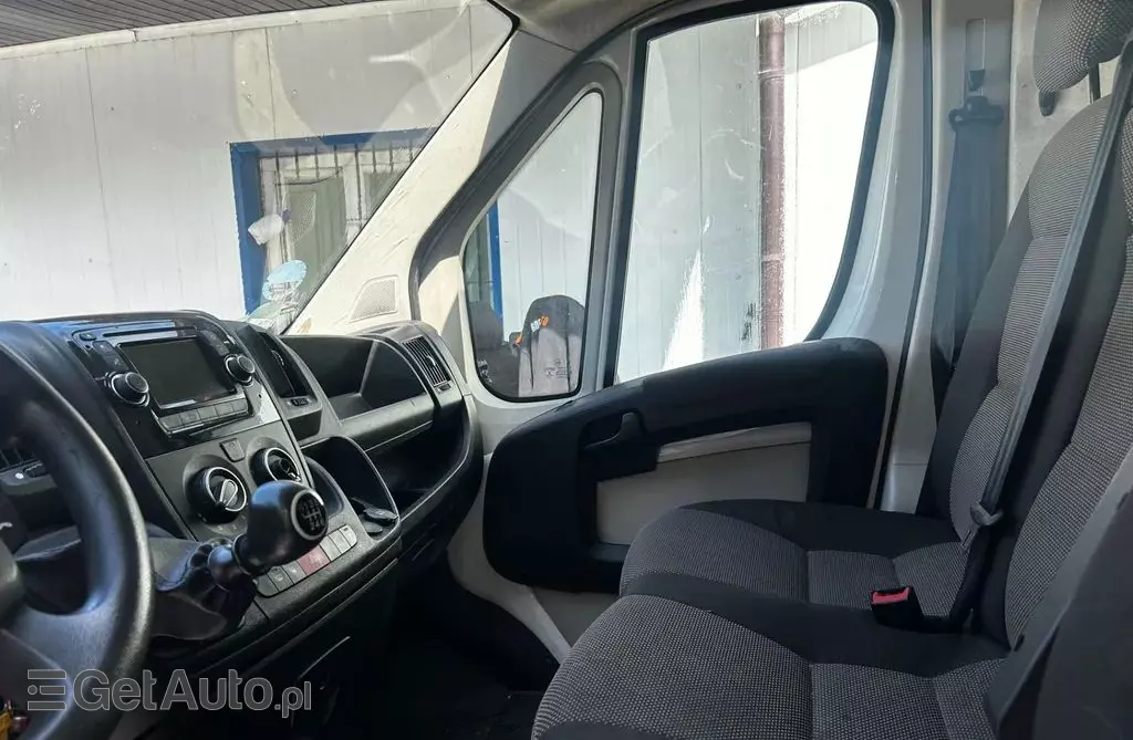 PEUGEOT Boxer 