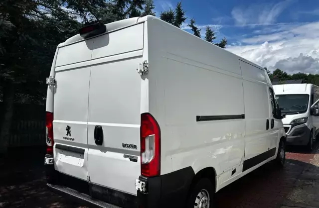 PEUGEOT Boxer 