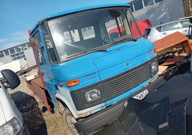 MERCEDES-BENZ 508D kaczka 