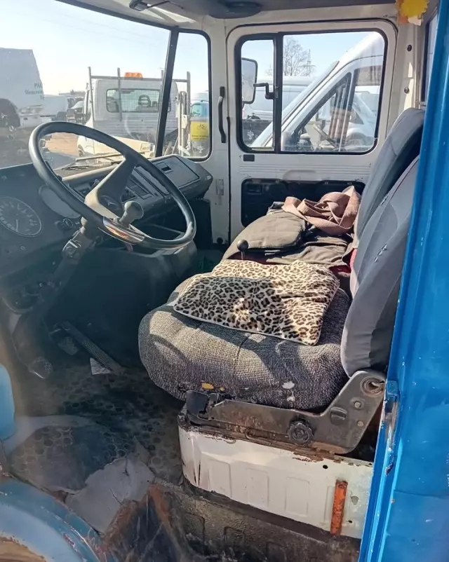 MERCEDES-BENZ 508D kaczka 