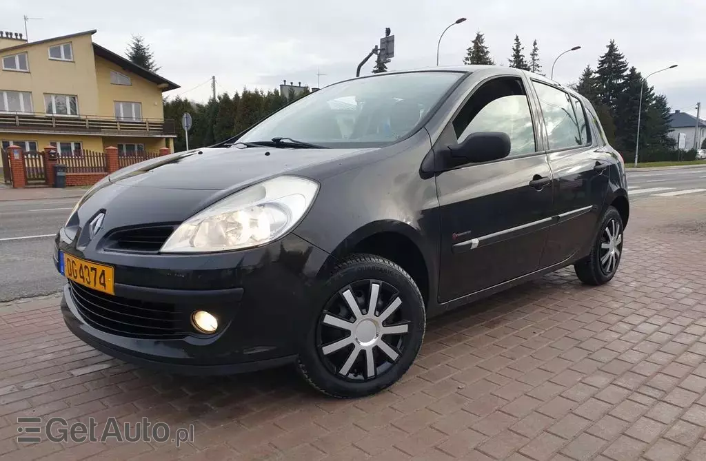 RENAULT Clio 