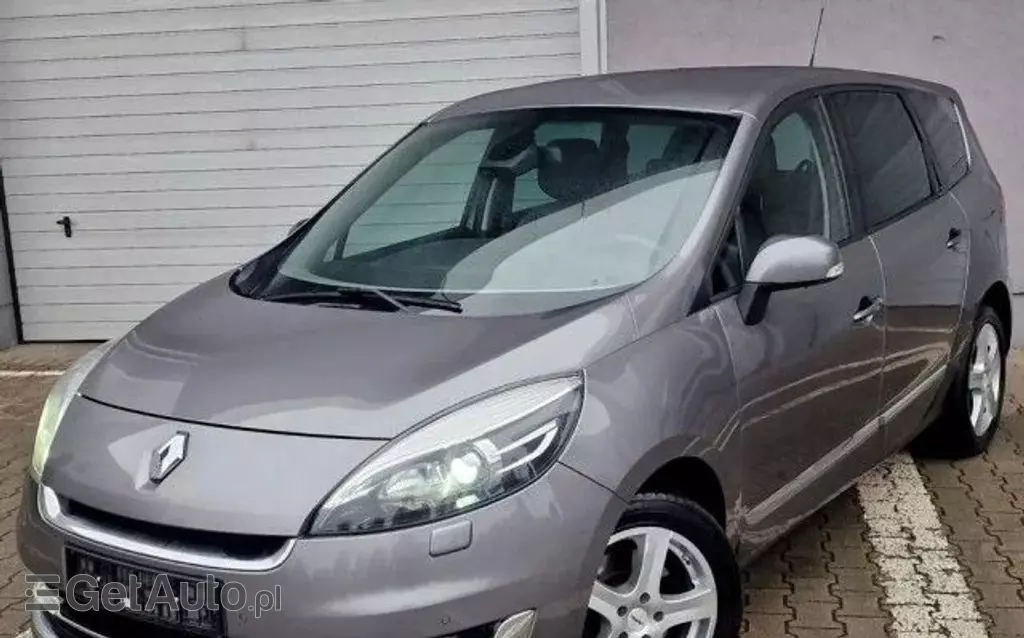 RENAULT Grand Scenic 