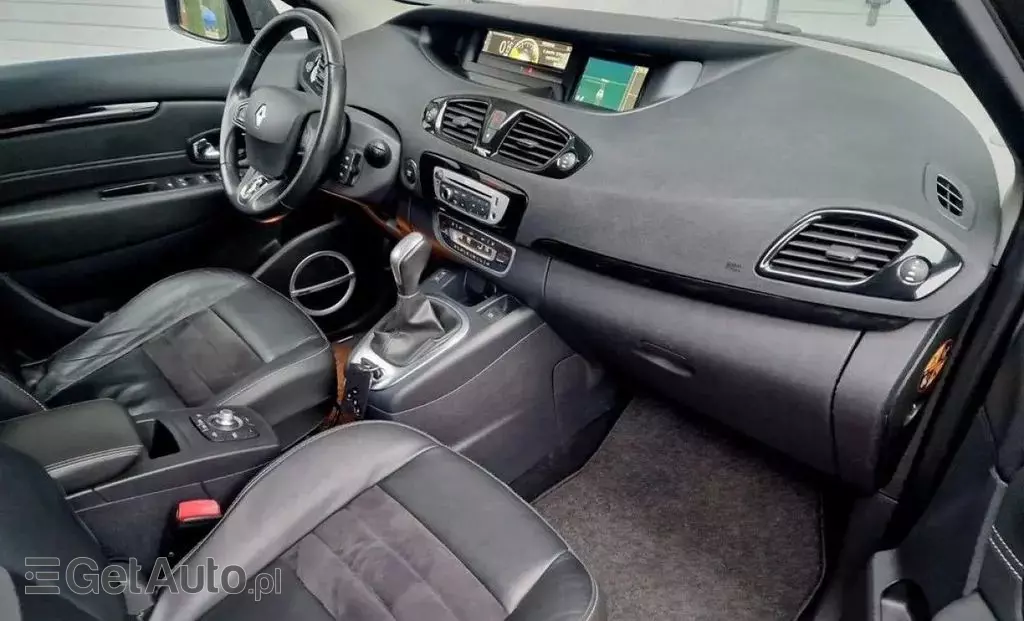 RENAULT Grand Scenic 