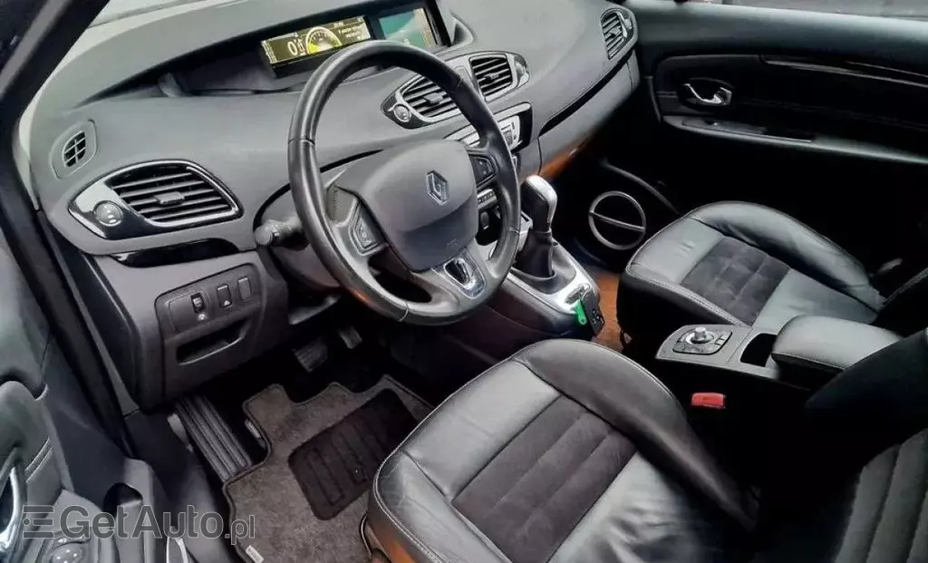 RENAULT Grand Scenic 