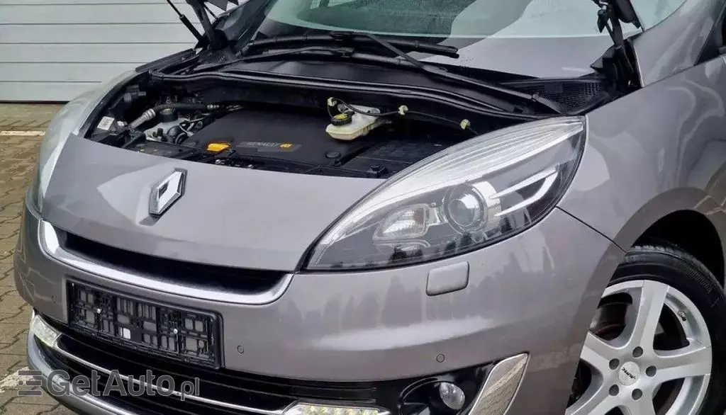RENAULT Grand Scenic 